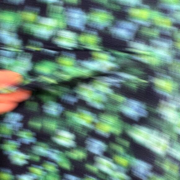 Isaac Mizrahi Live! Regular Printed Pebble Knit Wide Leg Crop Royal Navy, Medium - Picture 5 of 8